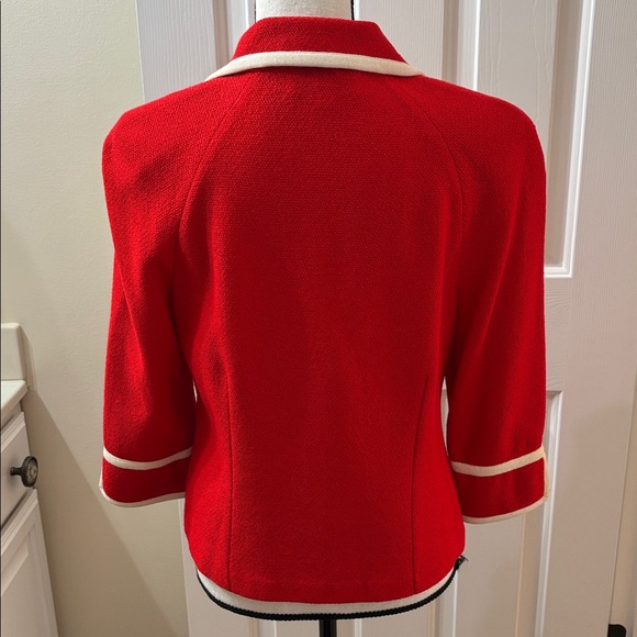 St. John Collection Jacket - Picture 7 of 7